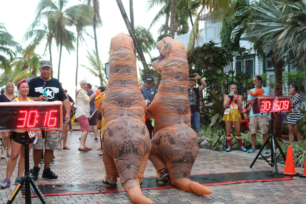 Heroes and Villains 5K 2017 photo - Duval Street, Key West